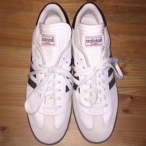 Men’s ADIDAS Samba sneakers